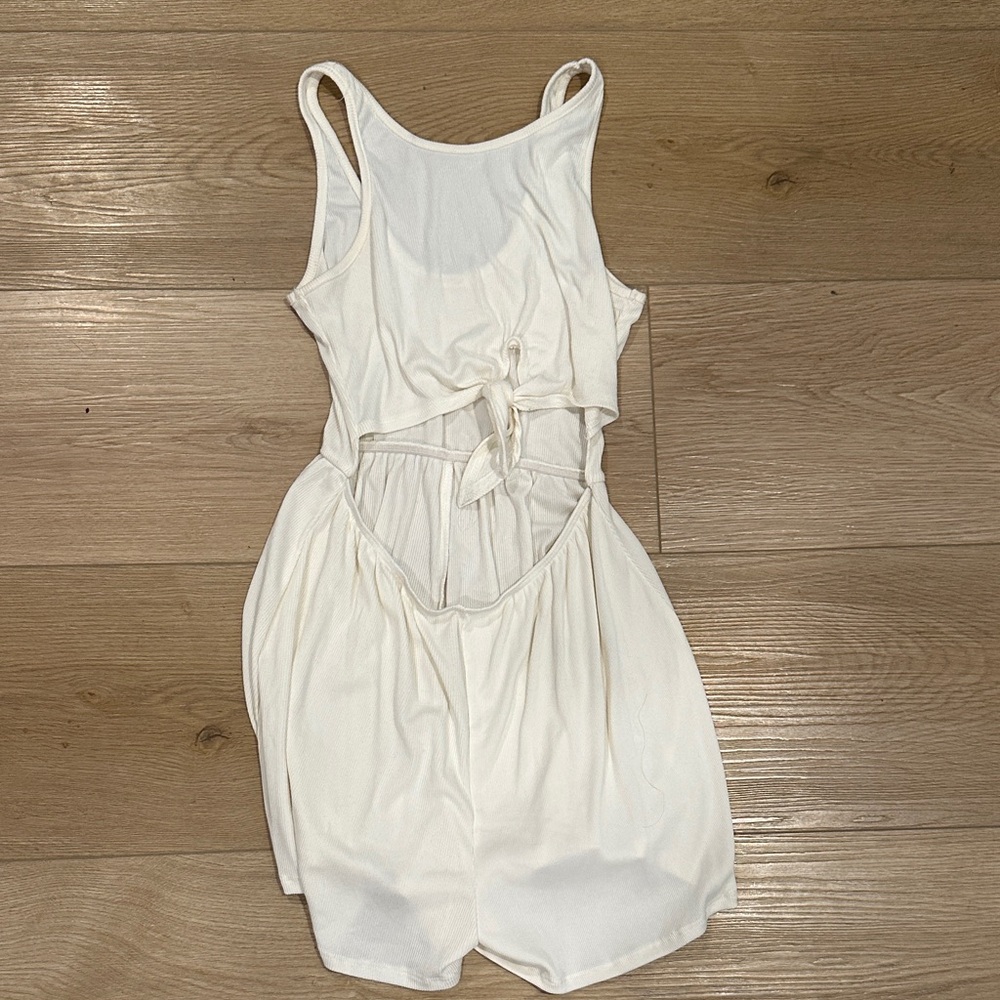 Heart & Hips Cream Cut Out Waist Romper